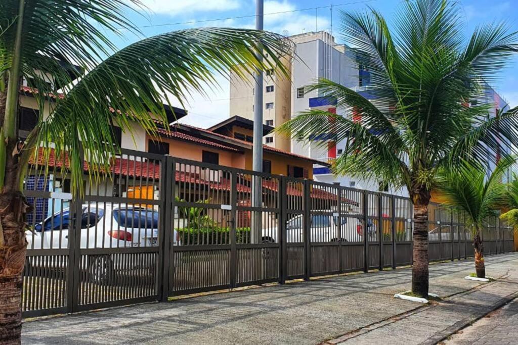 100Mts Da Praia Com Churrasqueira, Piscina E Wi-Fi Caraguatatuba Exteriör bild