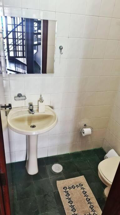 100Mts Da Praia Com Churrasqueira, Piscina E Wi-Fi Caraguatatuba Exteriör bild